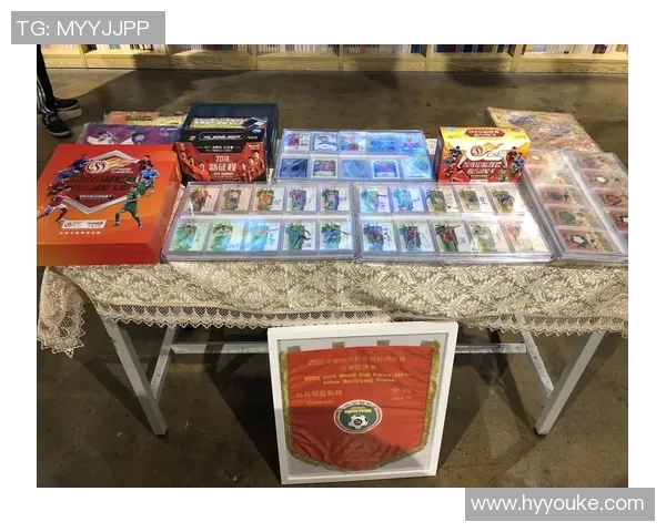 揭秘足球球星卡拆解全过程 打开卡包的技巧与方法详解