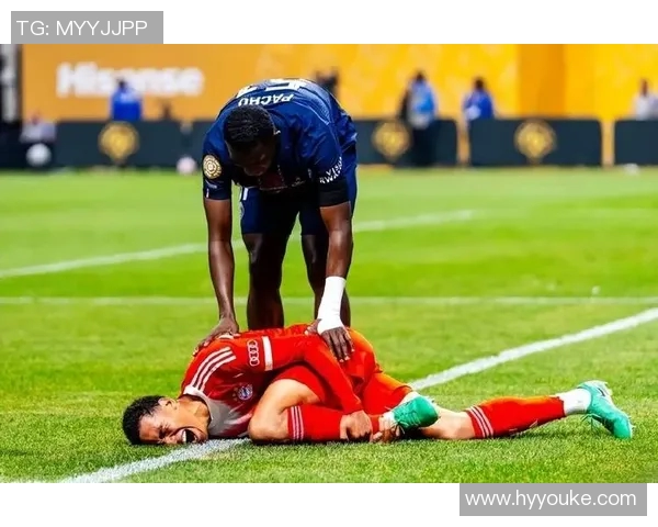 足球明星们的伤病历程:是否每位都经历过骨折困境 足球明星们的伤病历程:是否每位都经历过骨折困境